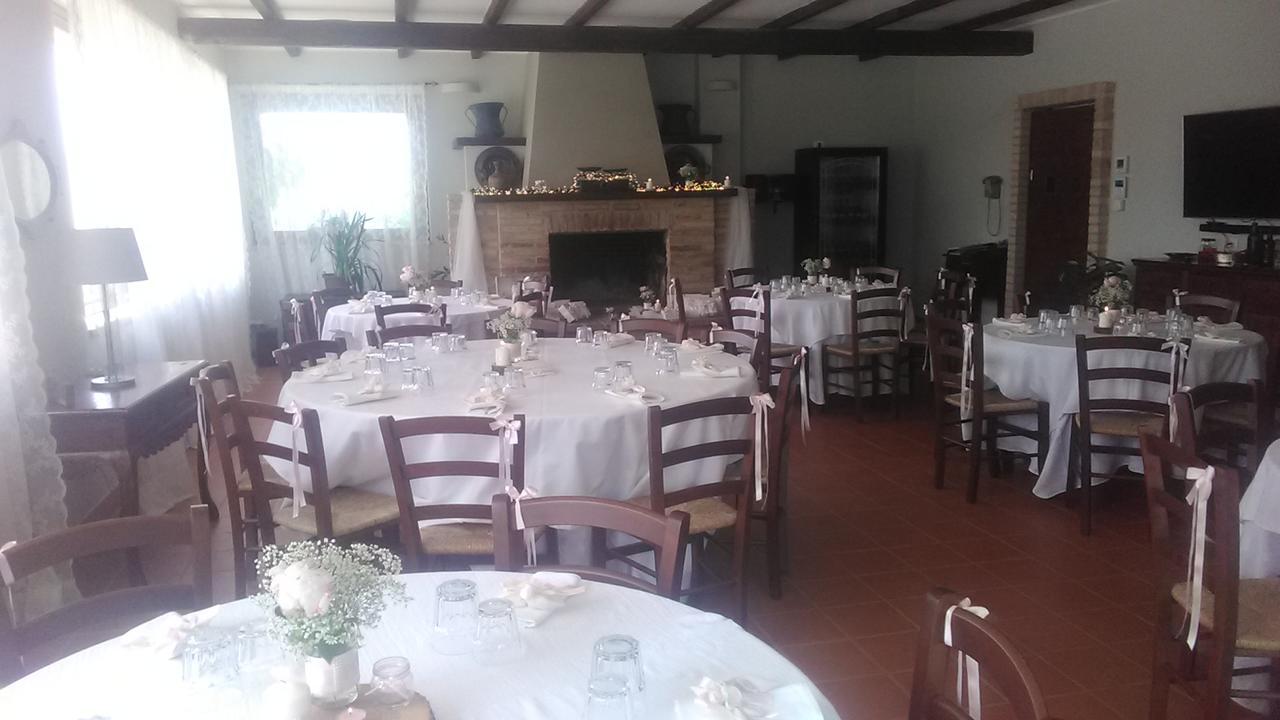 Agriturismo Piccolo Albero Loreto Aprutino Bagian luar foto
