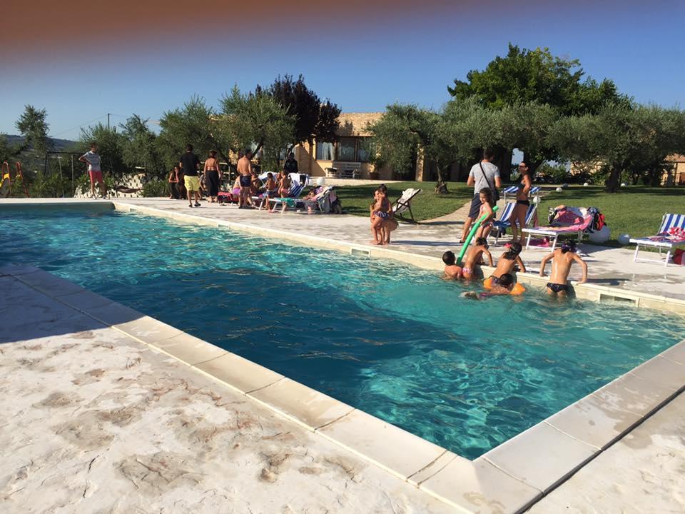 Agriturismo Piccolo Albero Loreto Aprutino Bagian luar foto