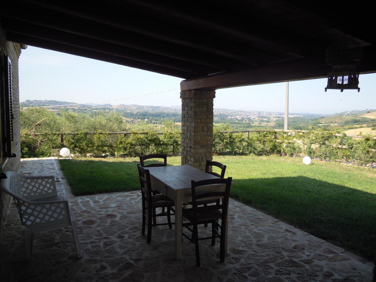 Agriturismo Piccolo Albero Loreto Aprutino Ruang foto